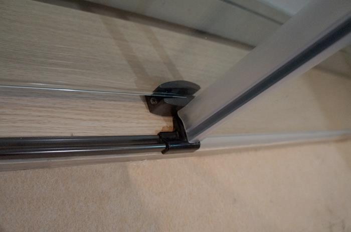 Black Hardware Frameless Sliding Shower Doors